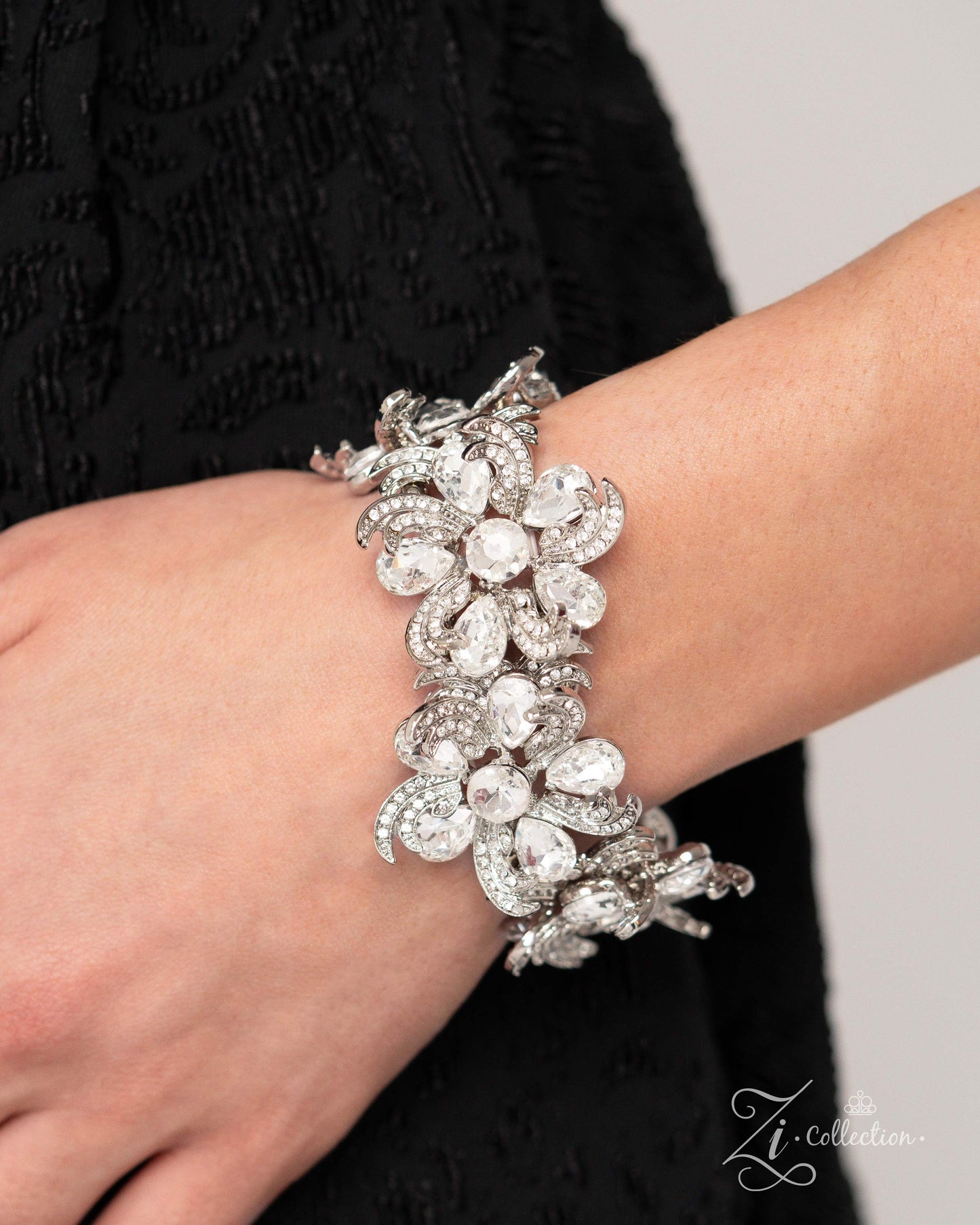 Zi Collection Indulgent Ideal - White Bracelet