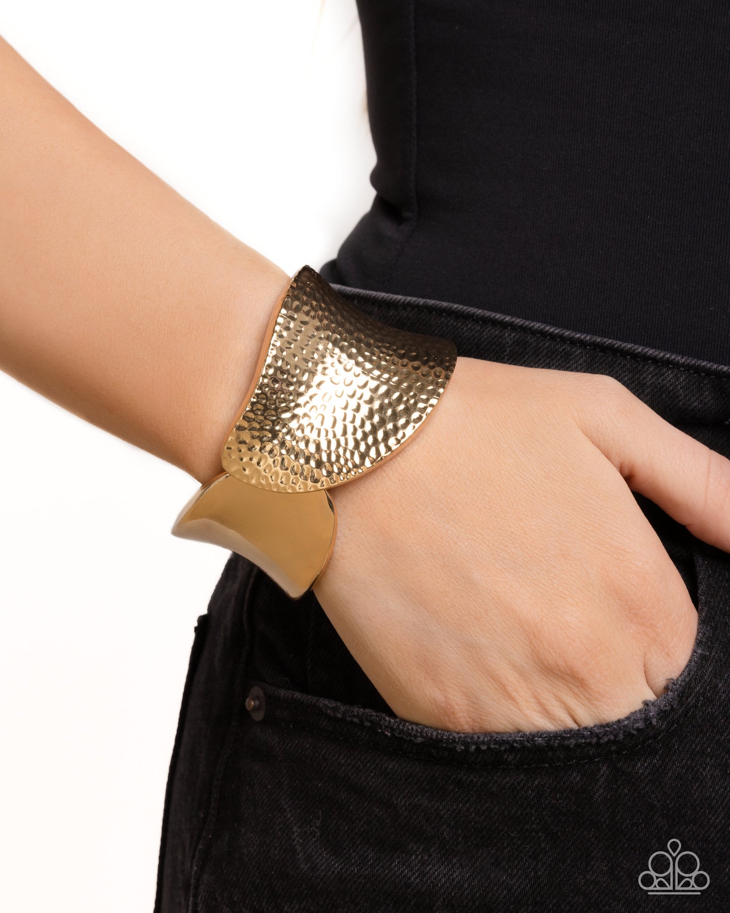 New Releases 10/17 Burnished Balance - Gold Bracelet