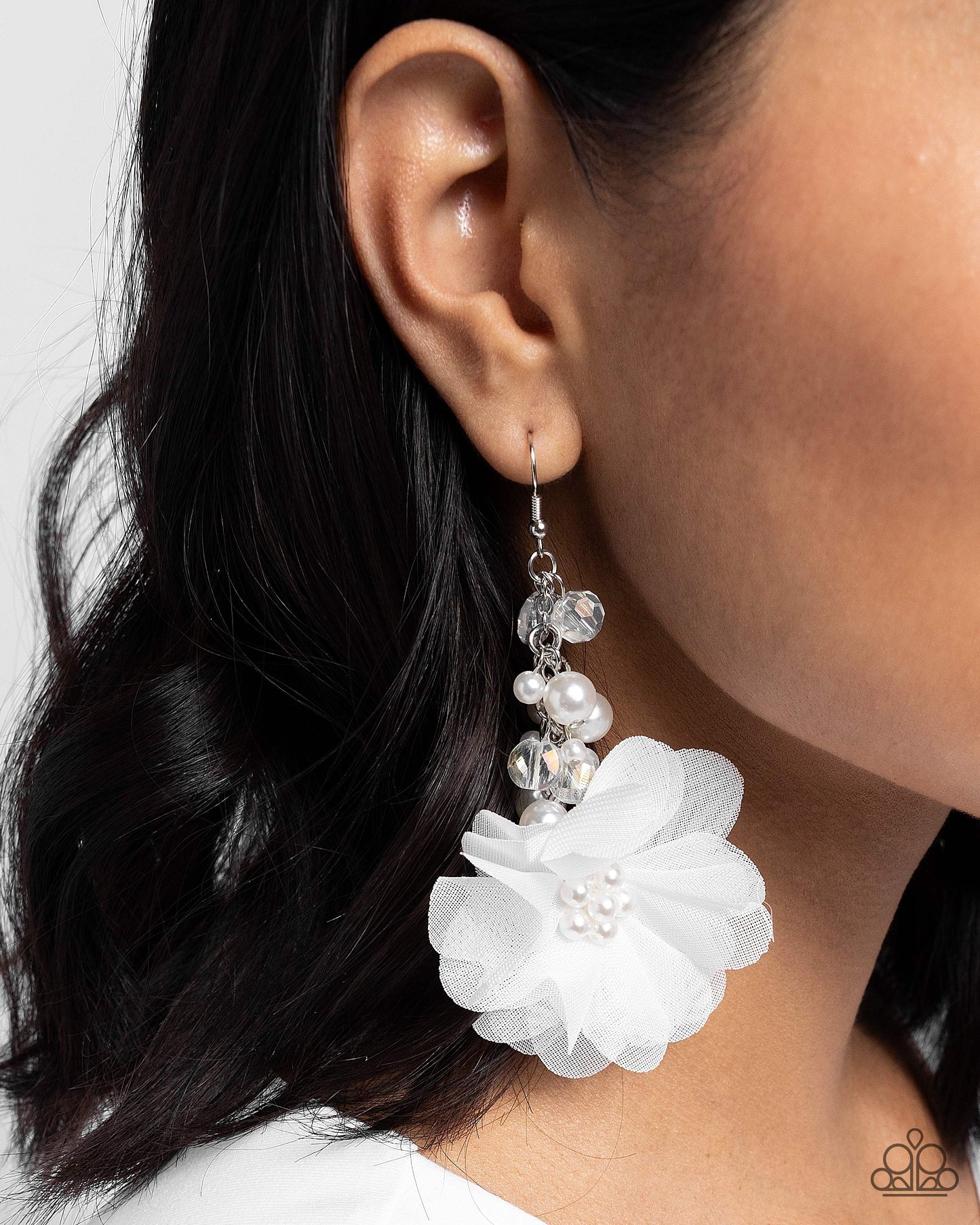 New Releases 7/11 Fashionable Flower Girl - White Earrings