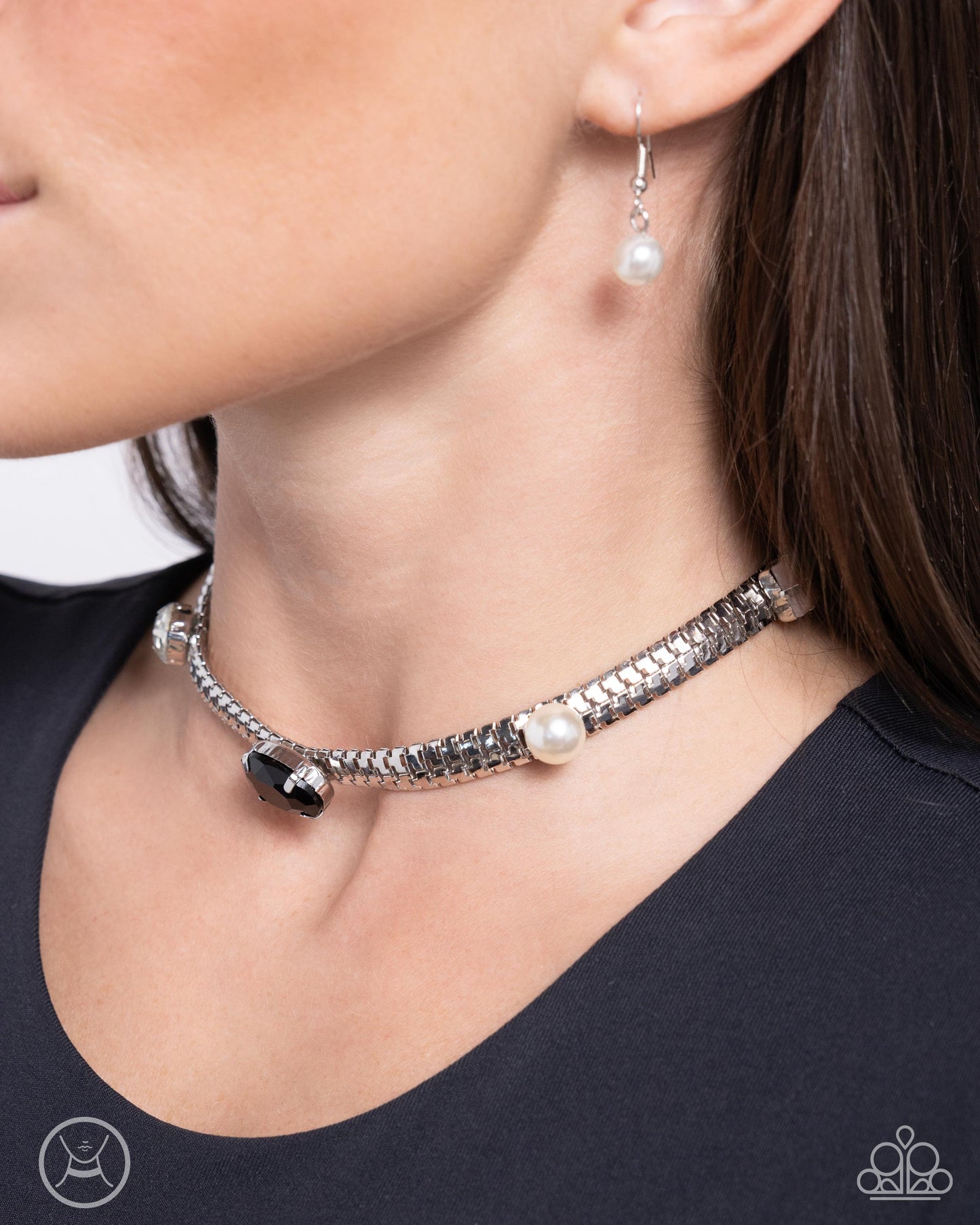 New Releases 6/5 Classy Collectable - Black Choker Necklace