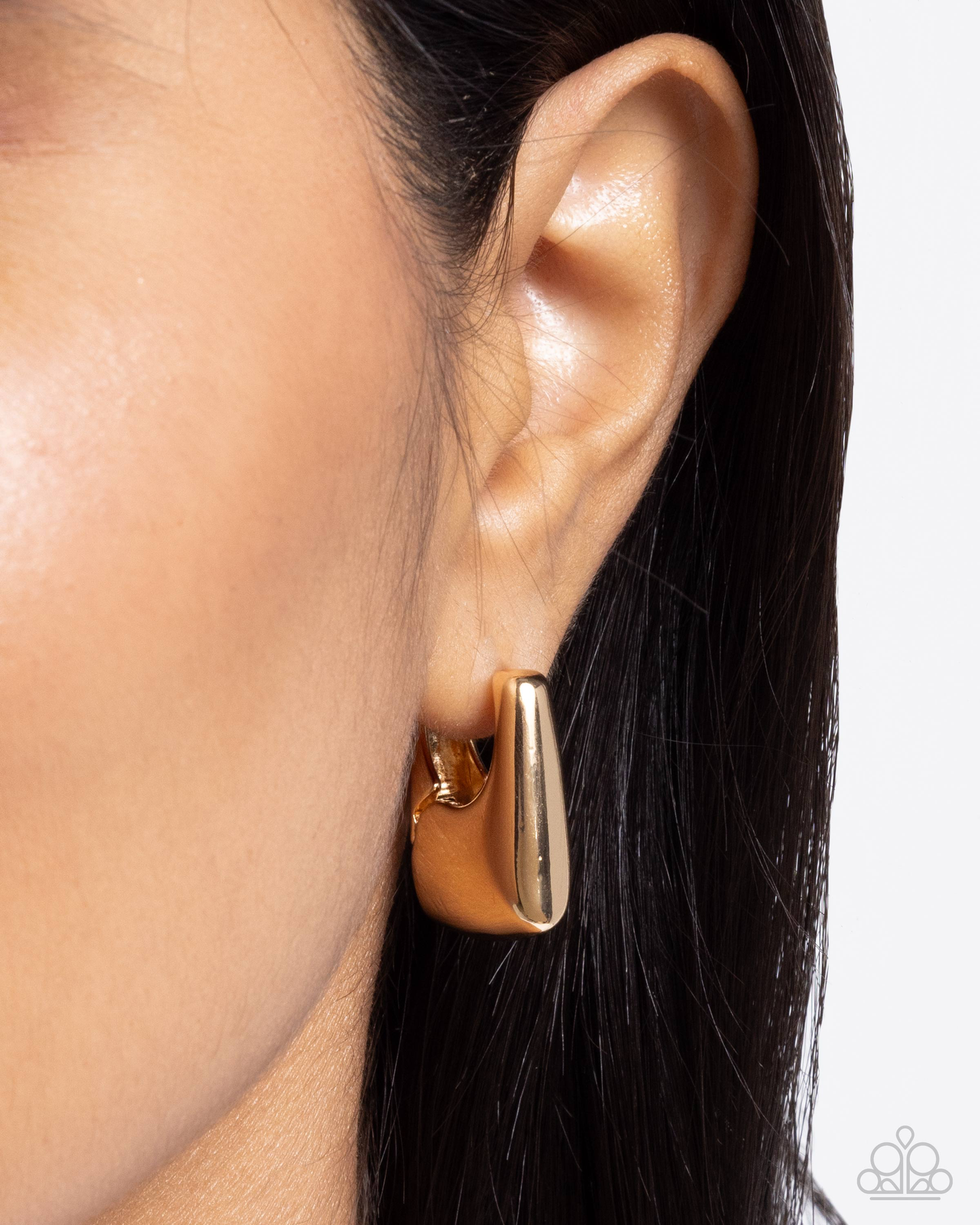 New Releases 1/9 Square Symmetry - Gold Earring