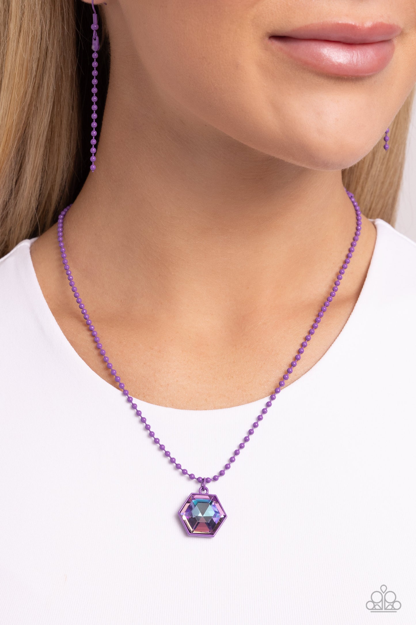 PAPARAZZI ACCESSORIES Sprinkle of Simplicity - Purple Necklace